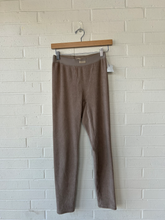 Load image into Gallery viewer, Skims Pants Size Medium
