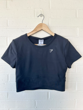 Load image into Gallery viewer, Gym Shark Athletic Top Size Medium
