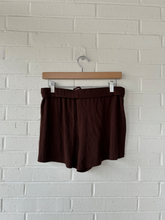Load image into Gallery viewer, Skims Shorts Size Large
