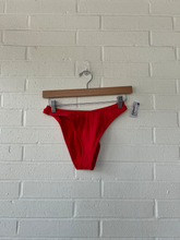 Load image into Gallery viewer, Pac Sun Womens Swimwear Size Small
