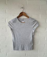 Load image into Gallery viewer, American Eagle T-Shirt Size Small
