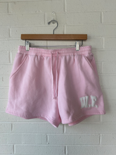Load image into Gallery viewer, White Fox Shorts Size Extra Large

