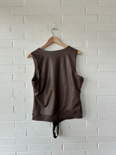 Load image into Gallery viewer, Express Tank Top Size Extra Large
