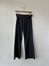 Load image into Gallery viewer, John Galt Pants Size Small
