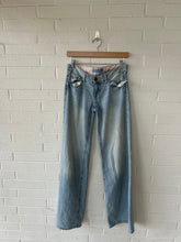 Load image into Gallery viewer, Aeropostale Denim Size 00 (23)
