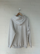 Load image into Gallery viewer, Sweatshirt Size Large
