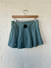 Load image into Gallery viewer, Lululemon Athletic Shorts Size Medium
