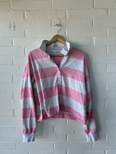 Load image into Gallery viewer, Aerie Long Sleeve Top Size Medium
