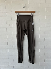 Load image into Gallery viewer, Gym Shark Athletic Pants Size Small
