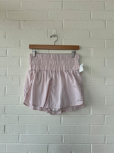 Load image into Gallery viewer, Free People Athletic Shorts Size Large
