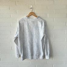 Load image into Gallery viewer, Reflex. Sweatshirt Size Medium
