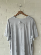 Load image into Gallery viewer, Nike Dri Fit Athletic Top Size 3XL
