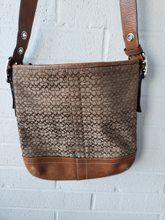 Load image into Gallery viewer, Coach Purse

