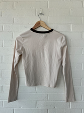 Load image into Gallery viewer, Edikted Long Sleeve Top Size Small
