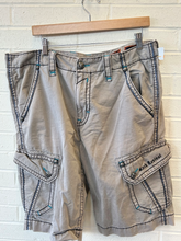 Load image into Gallery viewer, Rock Revival Shorts Size 36
