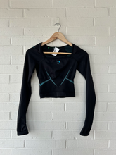Load image into Gallery viewer, Gym Shark Athletic Top Size Small
