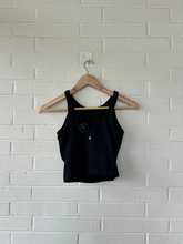 Load image into Gallery viewer, Lululemon Athletic Top Size Small
