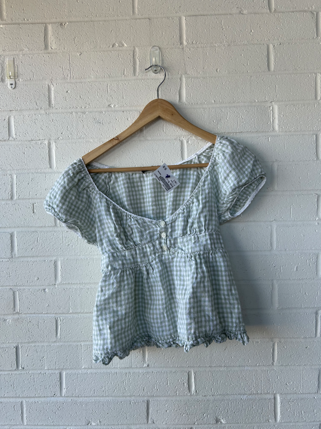 Brandy Melville Short Sleeve Top Size Small