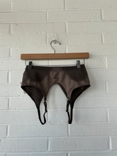 Load image into Gallery viewer, Gym Shark Sports Bra Size Small
