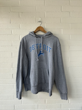 Load image into Gallery viewer, 47 Sweatshirt Size Large
