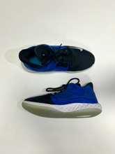 Load image into Gallery viewer, Nike Womens Athletic Shoes Womens 8.5
