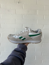 Load image into Gallery viewer, Reebok Casual Shoes Womens 10
