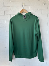Load image into Gallery viewer, Peter Millar Athletic Top Size Medium
