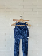 Load image into Gallery viewer, Gym Shark Athletic Pants Size Medium
