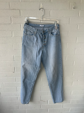 Load image into Gallery viewer, Bp Denim Size 7/8 (29)
