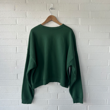 Load image into Gallery viewer, Urban Outfitters ( U ) Sweatshirt Size Extra Large
