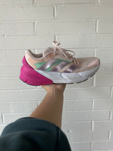 Load image into Gallery viewer, Adidas Womens Athletic Shoes Womens 8
