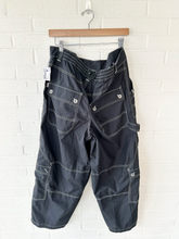 Load image into Gallery viewer, Bdg Pants Size 11/12 (31)
