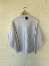 Load image into Gallery viewer, Tna Sweatshirt Size Extra Small
