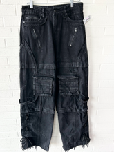 Load image into Gallery viewer, Pants Size 32
