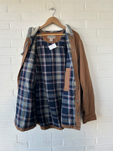 Load image into Gallery viewer, Duluth Heavy Outerwear Size Large
