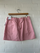 Load image into Gallery viewer, Jordan Short Skirt Size Large
