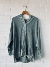 Load image into Gallery viewer, Aerie Outerwear Size Small
