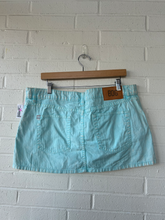 Load image into Gallery viewer, Bdg Short Skirt Size Large
