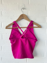 Load image into Gallery viewer, Gym Shark Athletic Top Size Extra Small
