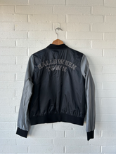 Load image into Gallery viewer, Disney Outerwear Size Large
