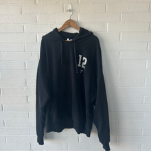 Load image into Gallery viewer, Gym Shark Sweatshirt Size Extra Large
