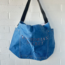 Load image into Gallery viewer, Victoria's Secret Purse
