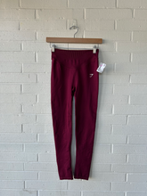 Load image into Gallery viewer, Gym Shark Athletic Pants Size Small
