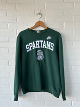Load image into Gallery viewer, Nike Sweatshirt Size Medium
