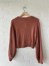 Load image into Gallery viewer, Wild Fable Sweater Size Medium
