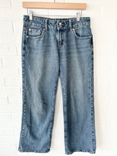 Load image into Gallery viewer, Pac Sun Denim Size 2 (26)
