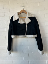 Load image into Gallery viewer, Outerwear Size Extra Small
