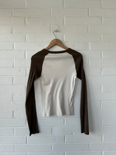 Load image into Gallery viewer, Brandy Melville Long Sleeve T-Shirt Size Small
