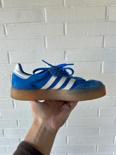 Load image into Gallery viewer, Adidas Womens Athletic Shoes Womens 7.5
