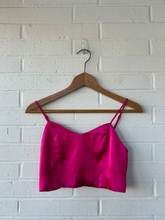 Load image into Gallery viewer, House Of Harlow Tank Top Size Small
